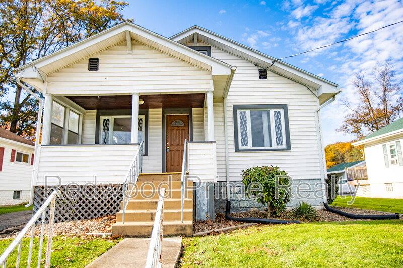 Apartment for rent at 522 E Park Ave Room #4, Altoona, PA 16601