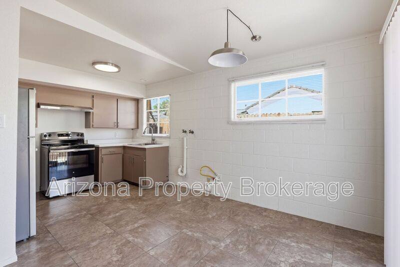 Apartment for rent at 450 W 6th St #A, Mesa, AZ 85201