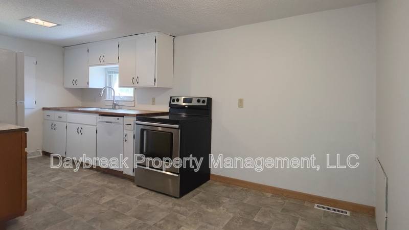 House for rent at 1511 9th St N, Fargo, ND 58102