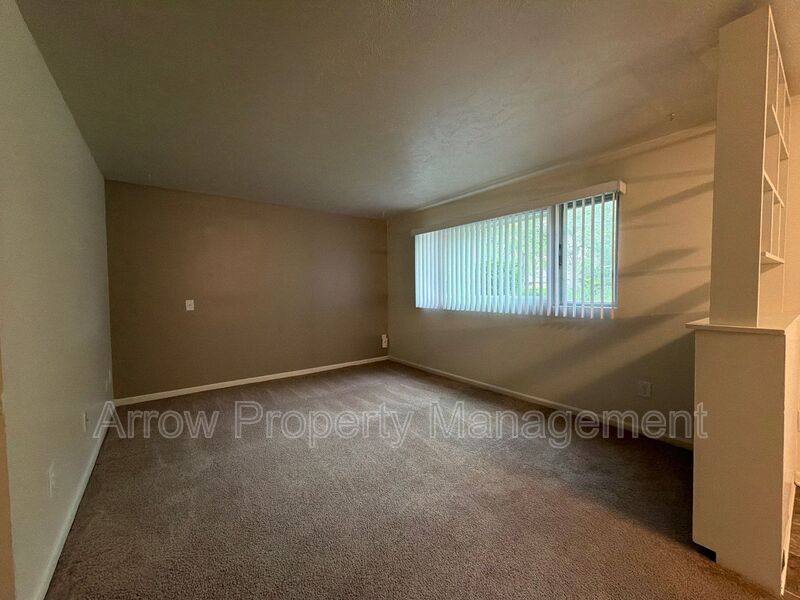 Apartment for rent at 1438 S 20th St, Lincoln, NE 68502