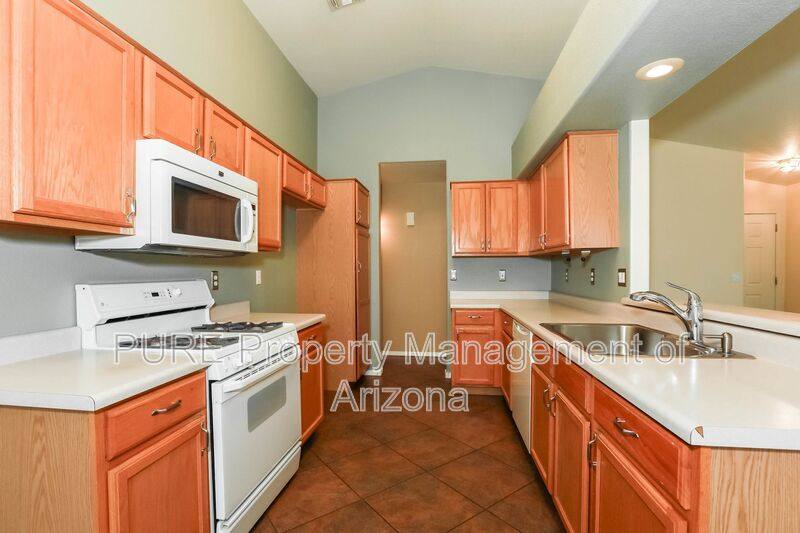 House for rent at 1644 W Geronimo St, Chandler, AZ 85224