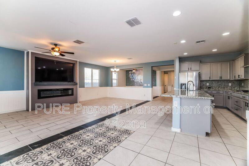 House for rent at 22555 N Diamond Dr, Maricopa, AZ 85138