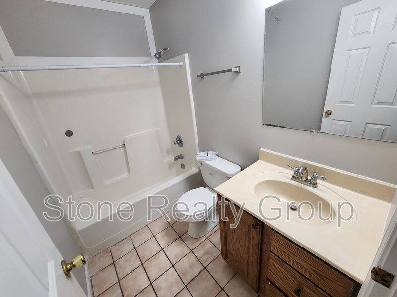 Apartment for rent at 4874 Pine Ridge Court, Terre Haute, IN 47802