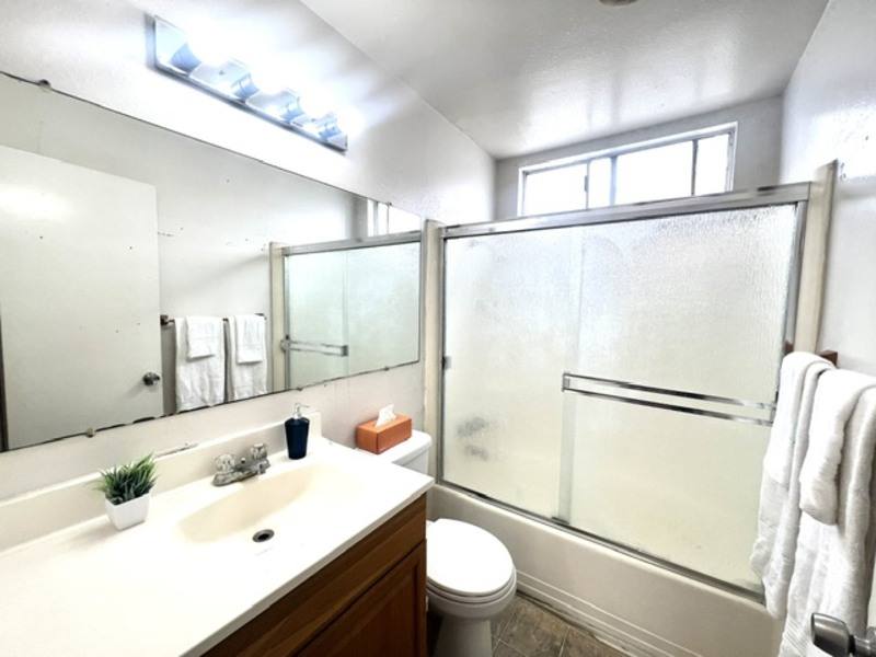 Apartment for rent at 1127 Reed Ave #2, San Diego, CA 92109