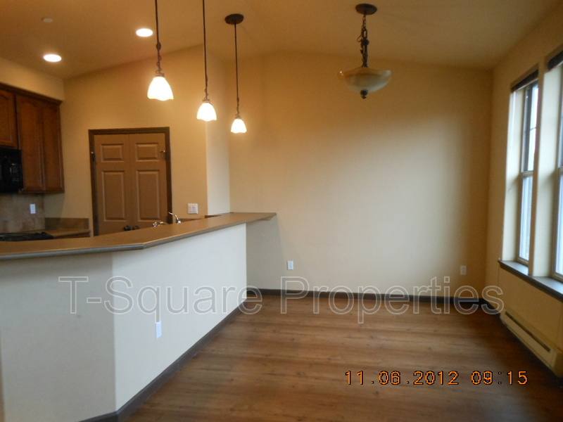 House for rent at 9505 NE 180th St #102, Bothell, WA 98011