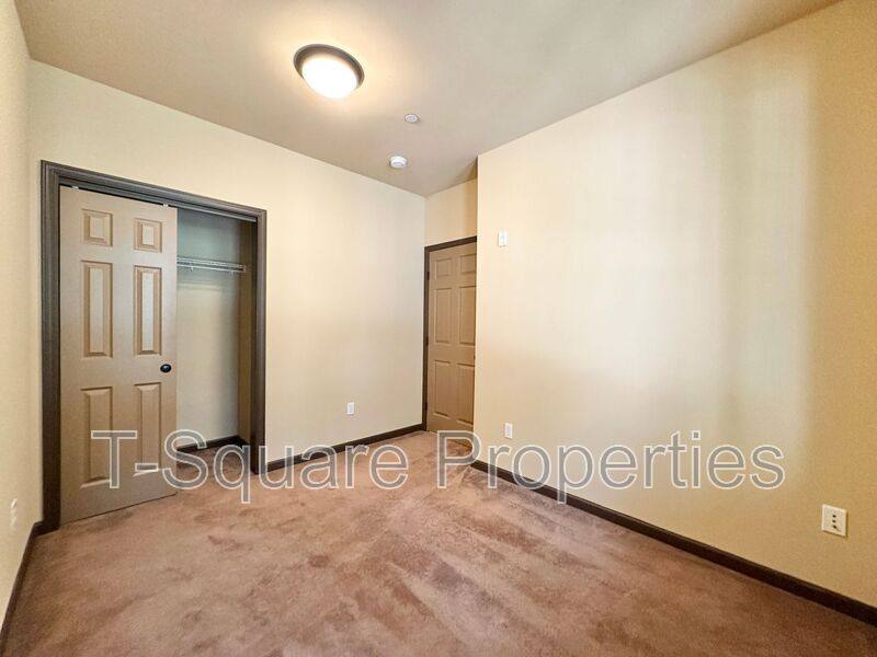 House for rent at 9505 NE 180th St #102, Bothell, WA 98011