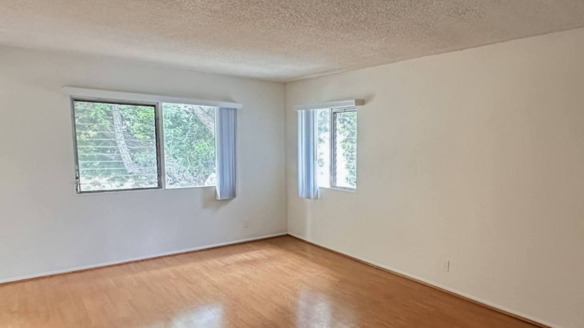 Apartment for rent at 9571 Alwood Ave, Garden Grove, CA 92841