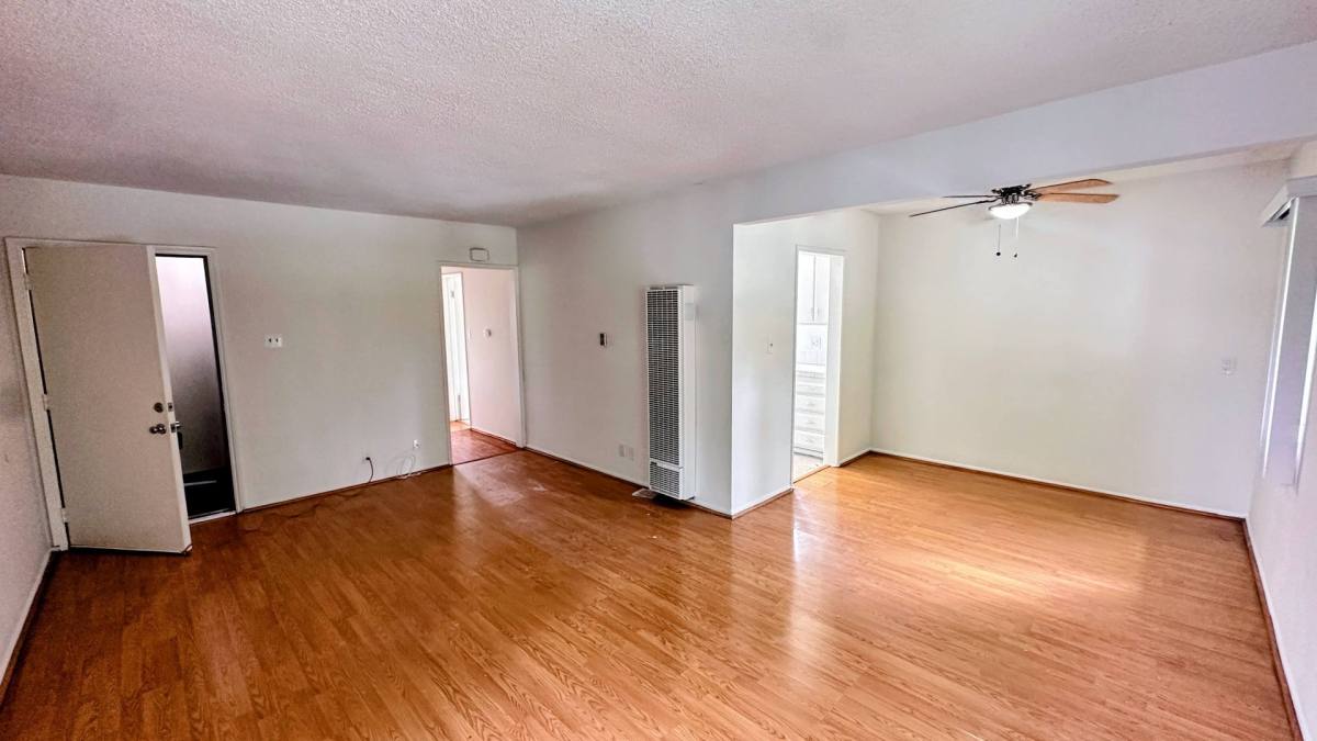 Apartment for rent at 9571 Alwood Ave, Garden Grove, CA 92841