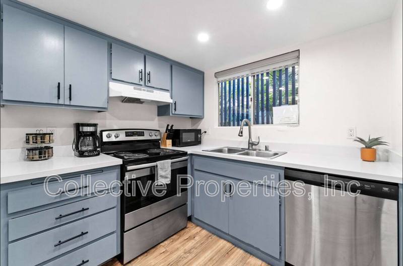 Apartment for rent at 2735 Hornblend St #3-3, San Diego, CA 92109