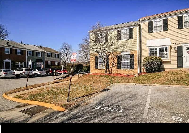 Townhouse for rent at 6456 Washington Square, Glen Burnie, MD 21061