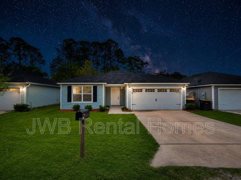 House for rent at 8148 Metto Rd, Jacksonville, FL 32244