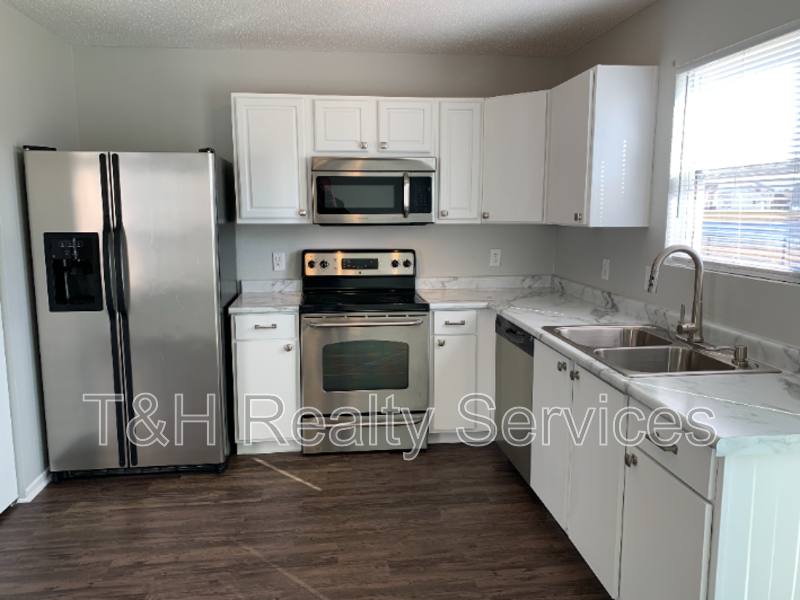 House for rent at 2905 Ludwig Dr, Indianapolis, IN 46239