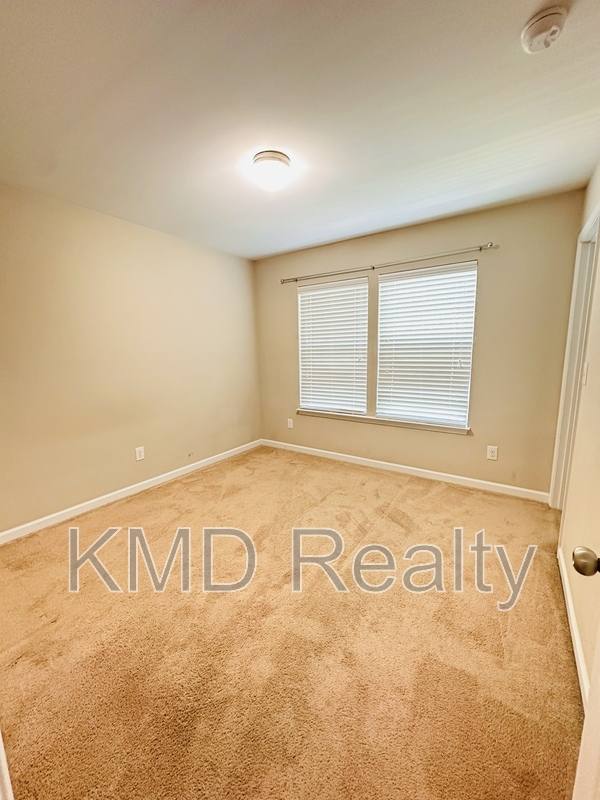 House for rent at 9704 Hanberry Blvd, Charlotte, NC 28213