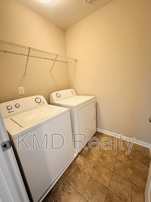 House for rent at 9704 Hanberry Blvd, Charlotte, NC 28213