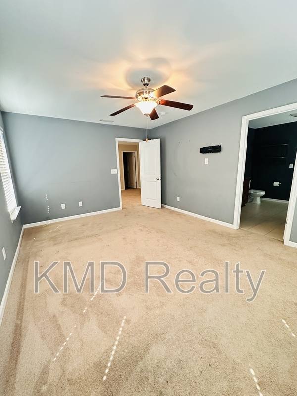 House for rent at 9704 Hanberry Blvd, Charlotte, NC 28213
