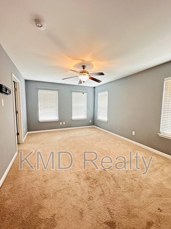 House for rent at 9704 Hanberry Blvd, Charlotte, NC 28213