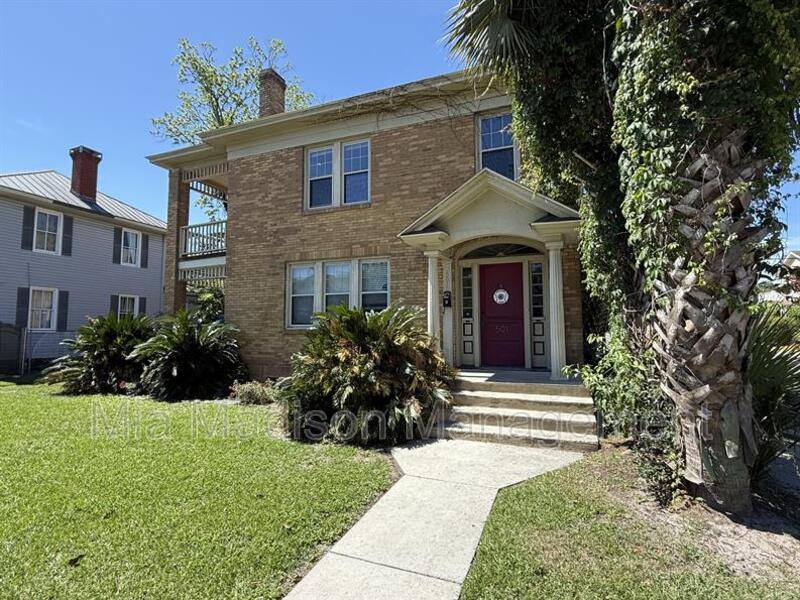 Apartment for rent at 501 E Maupas Ave #B, Savannah, GA 31401