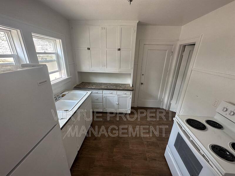Apartment for rent at 611 6th St #A, Havre, MT 59501