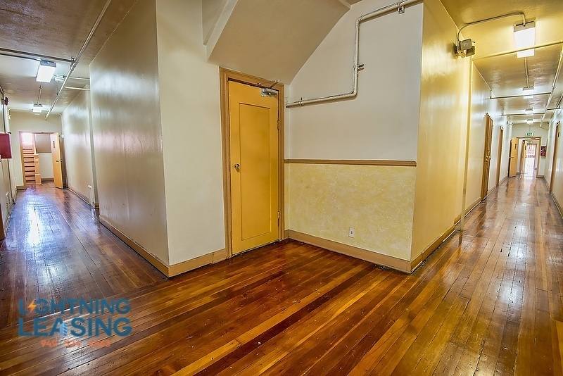 Apartment for rent at 1056 S Normandie Ave #110, Los Angeles, CA 90006