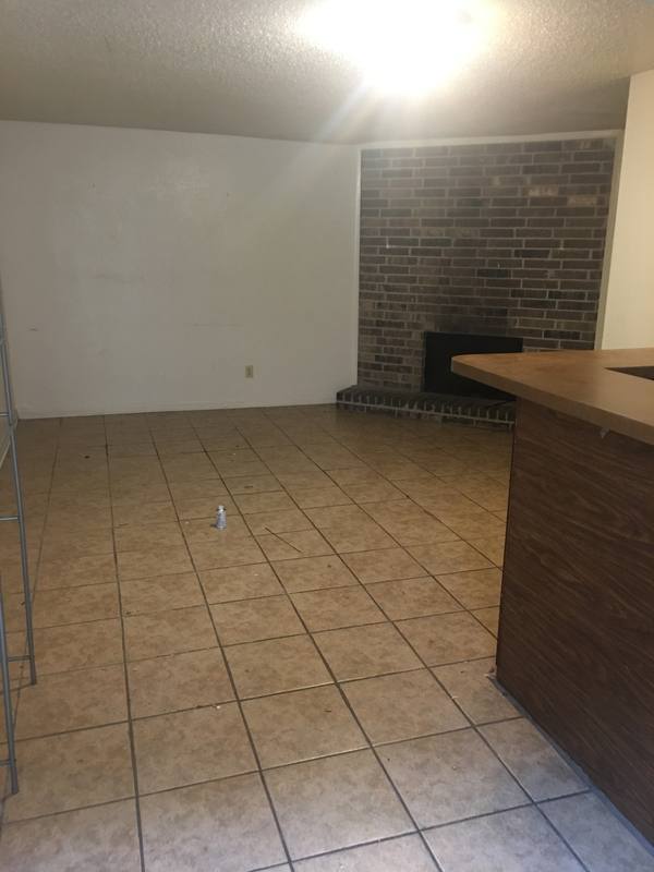 Townhouse for rent at 909 W Monterey #C, Gretna, LA 70056