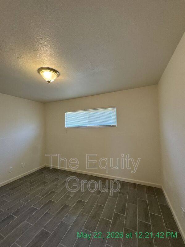 Apartment for rent at 513 E Myrtle Ave #A, Visalia, CA 93292