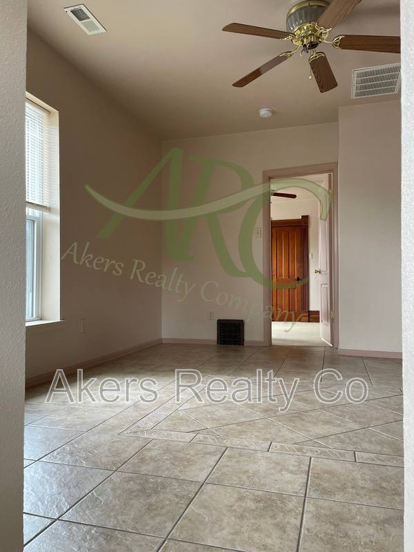 Apartment for rent at 205 1 2 E Adams Ave, Pueblo, CO 81004