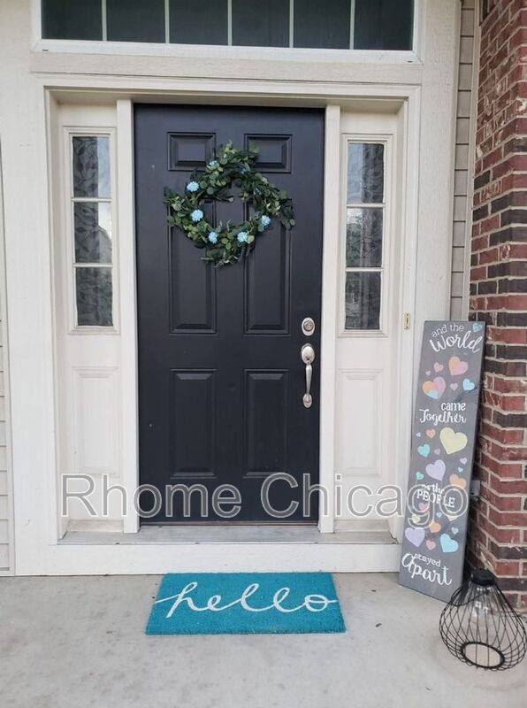 Townhouse for rent at 6548 Lilac Blvd, Hanover Park, IL 60133