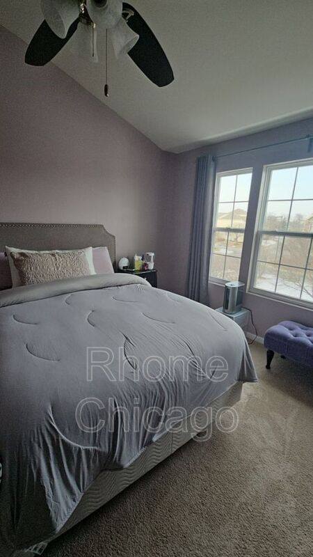 Townhouse for rent at 6548 Lilac Blvd, Hanover Park, IL 60133