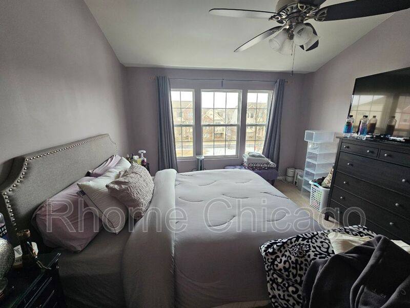 Townhouse for rent at 6548 Lilac Blvd, Hanover Park, IL 60133