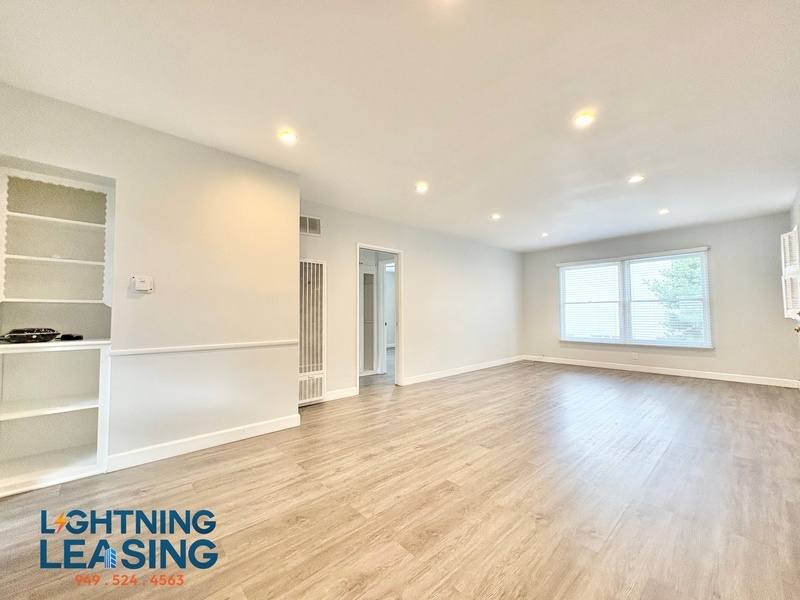 Apartment for rent at 1222 McClellan Dr #6, Los Angeles, CA 90025