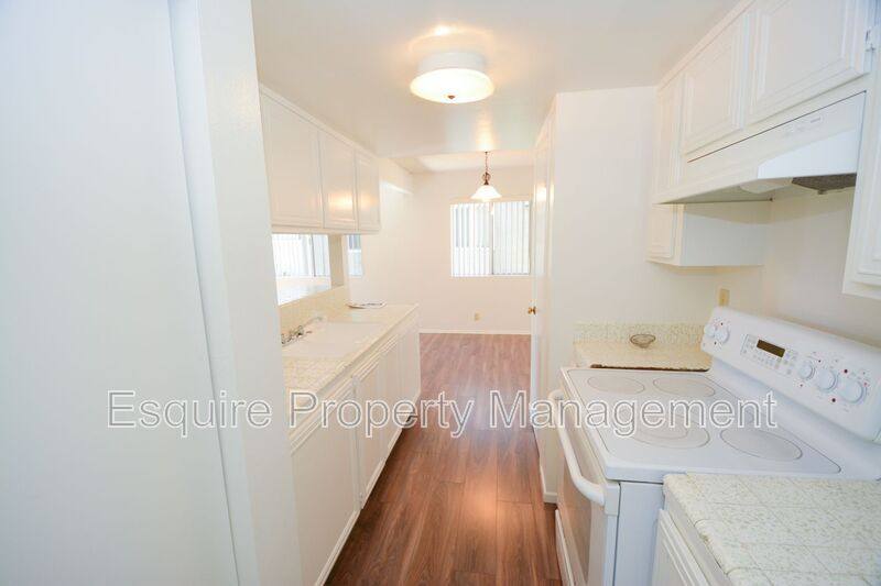 Townhouse for rent at 1202 Portola Rd, Ventura, CA 93003