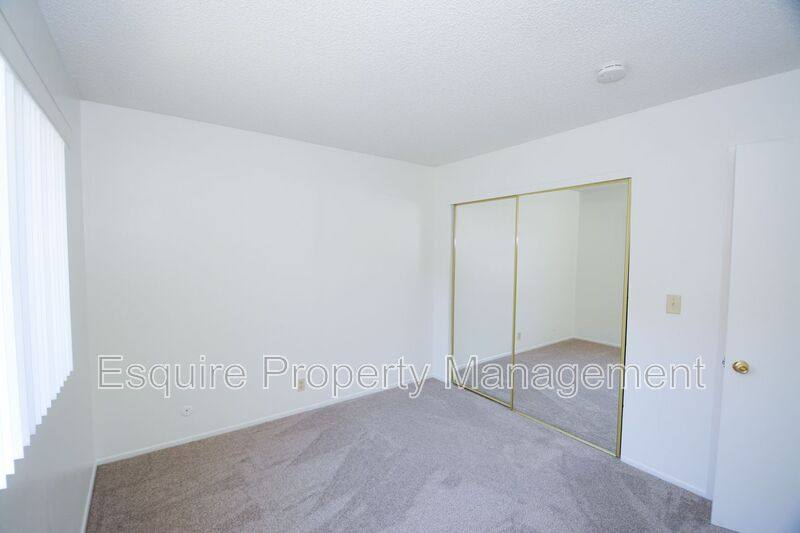 Townhouse for rent at 1202 Portola Rd, Ventura, CA 93003