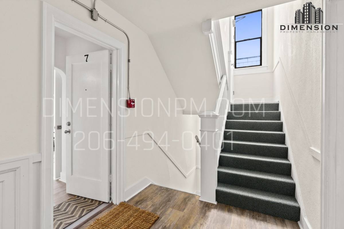 Apartment for rent at 2331 Rockefeller Ave, Everett, WA 98201