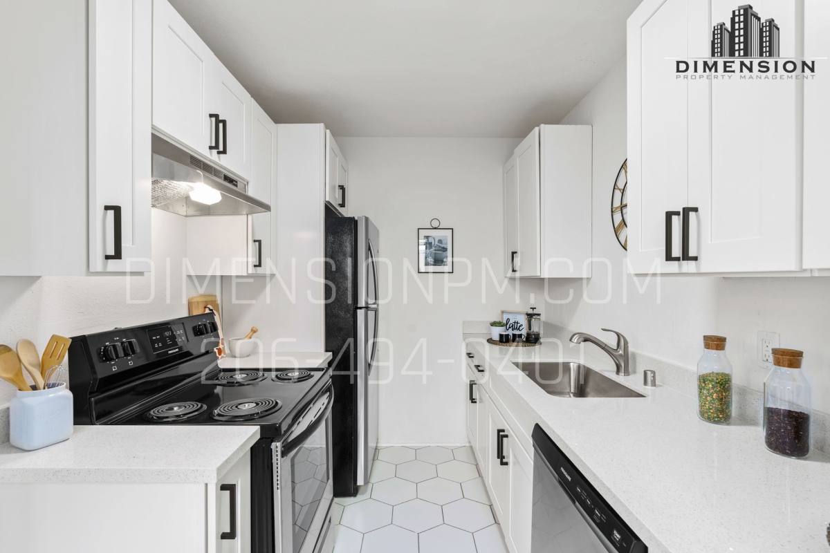 Apartment for rent at 2331 Rockefeller Ave, Everett, WA 98201