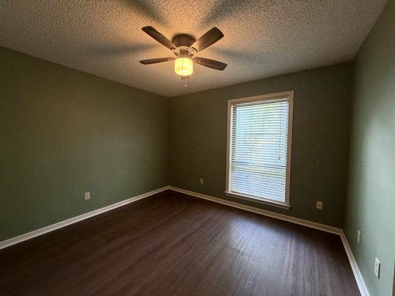 Townhouse for rent at 5712 Los Gatos Dr #1, Memphis, TN 38115