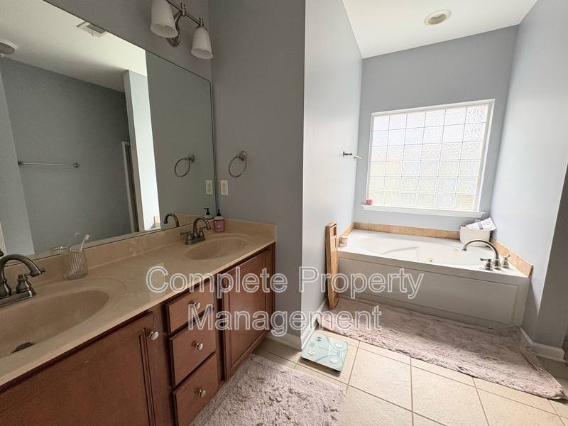 House for rent at 109 Oxmoor Place Circle, Birmingham, AL 35211