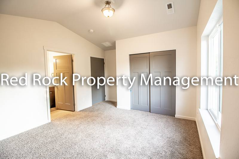 Townhouse for rent at 2606 N Arties Lane, Greenacres, WA 99016