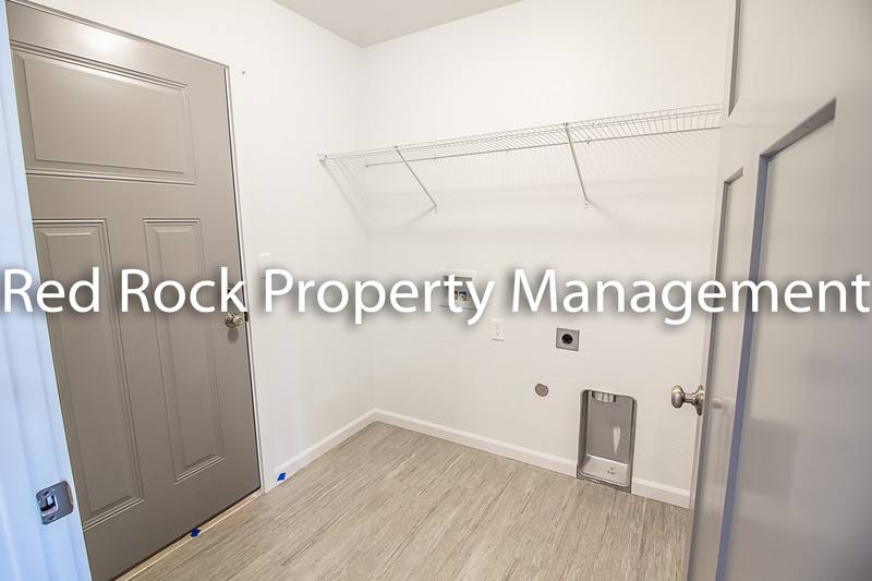 Townhouse for rent at 2606 N Arties Lane, Greenacres, WA 99016