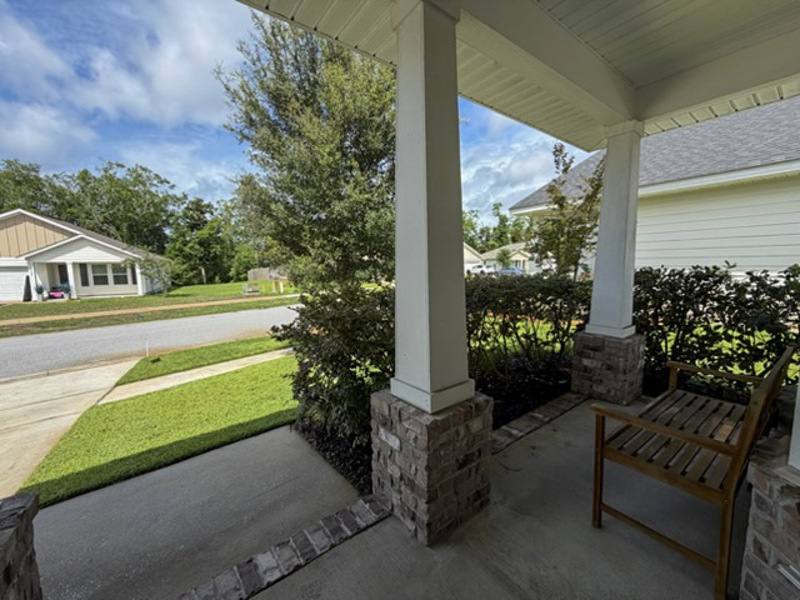 House for rent at 593 Riverwalk Circle, Freeport, FL 32439
