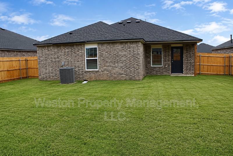 House for rent at 16209 Harvester Dr, Piedmont, OK 73078