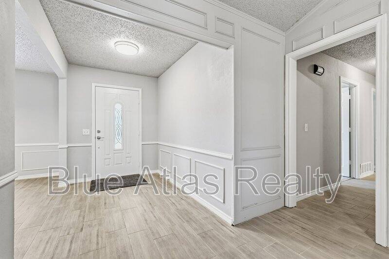 House for rent at 3304 Big Horn Trail, Plano, TX 75075
