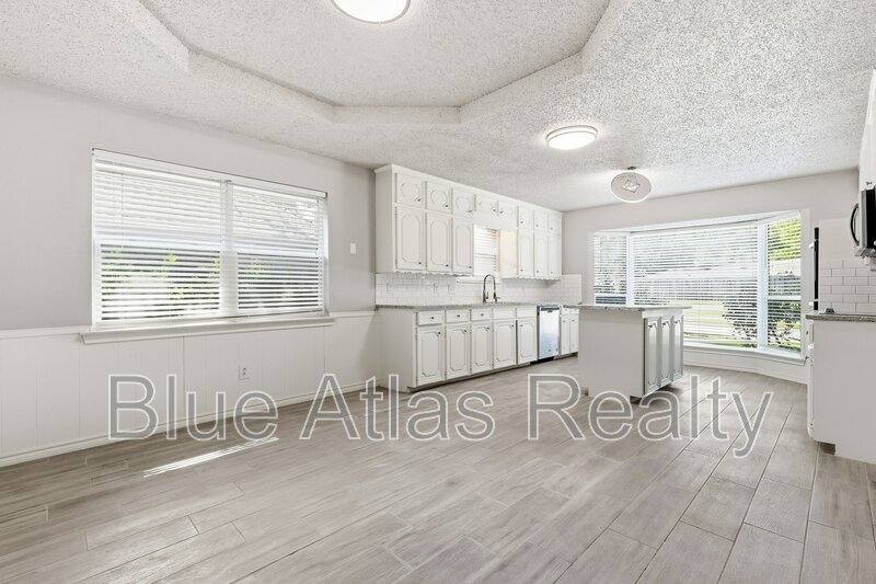 House for rent at 3304 Big Horn Trail, Plano, TX 75075