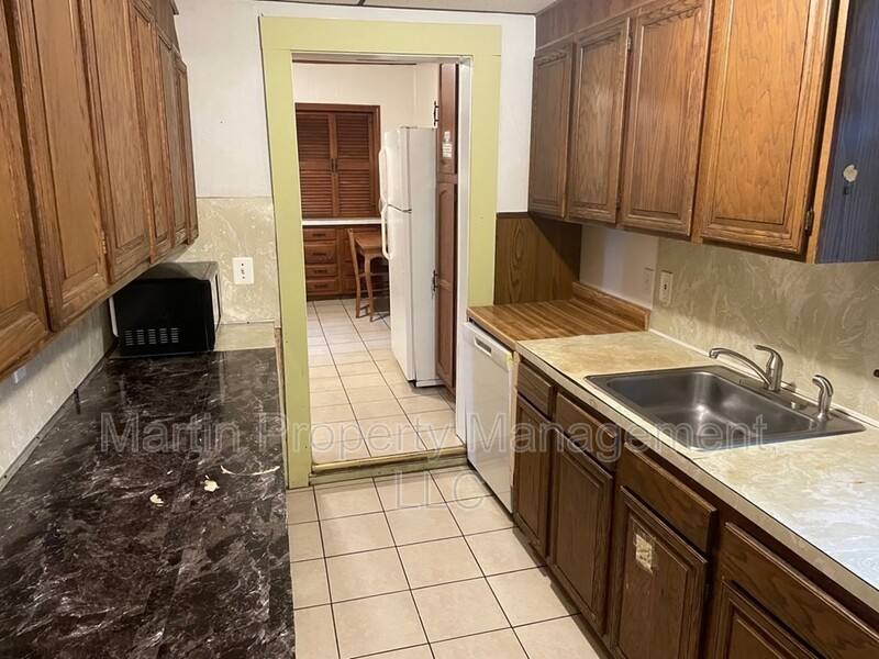 Apartment for rent at 9 Guinan St #1, Waltham, MA 02451