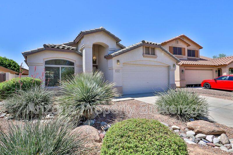 House for rent at 2441 W Gambit Trail, Phoenix, AZ 85085
