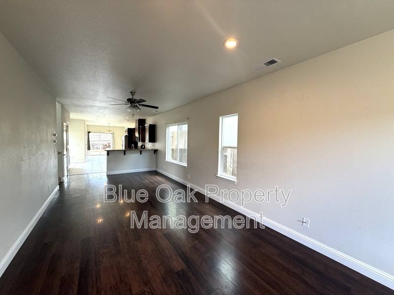 House for rent at 1441 Half Dome Way, Chico, CA 95928
