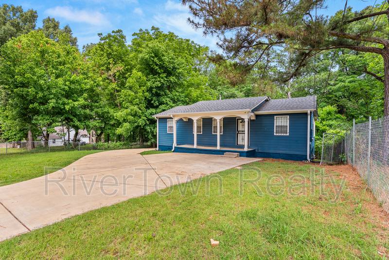 House for rent at 1204 Margaret Rd, Memphis, TN 38109