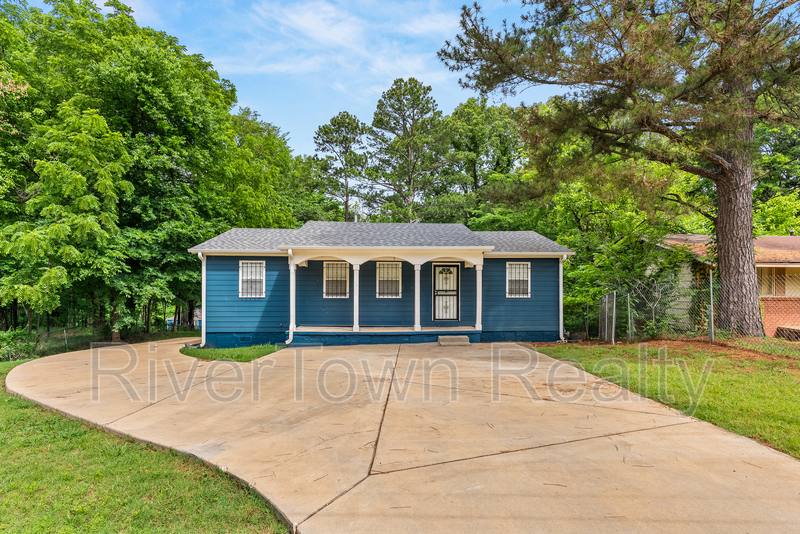 House for rent at 1204 Margaret Rd, Memphis, TN 38109