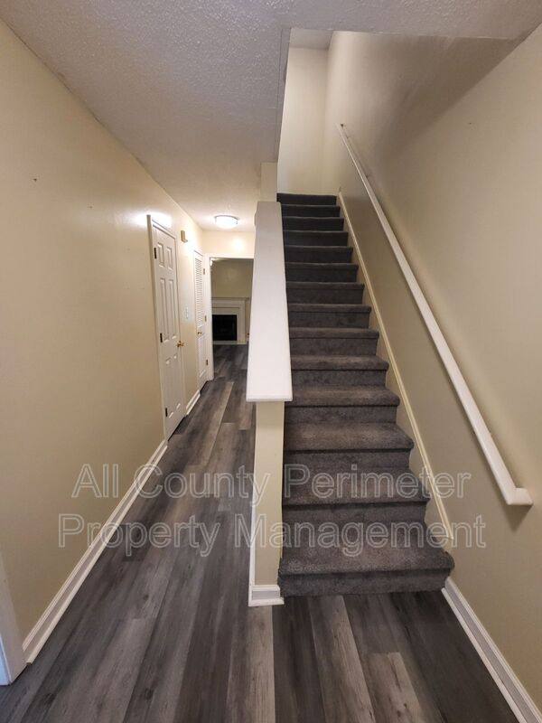Townhouse for rent at 8078 Woodlake Dr, Riverdale, GA 30274