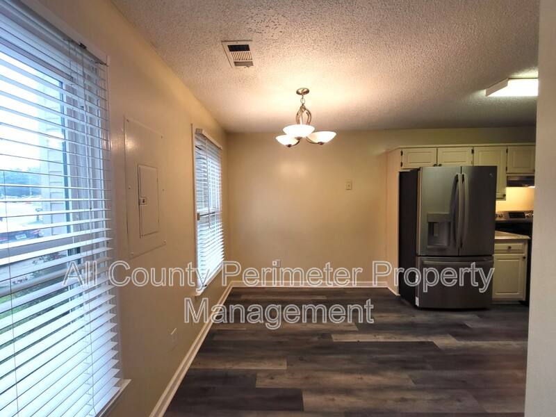 Townhouse for rent at 8078 Woodlake Dr, Riverdale, GA 30274