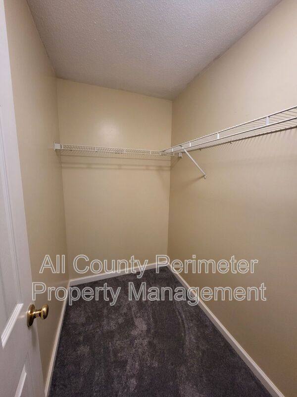 Townhouse for rent at 8078 Woodlake Dr, Riverdale, GA 30274